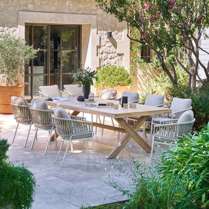 Table de Jardin Rectangulaire Xenia Hespéride – Bois d’Eucalyptus FSC® – 10 Places (250 cm)